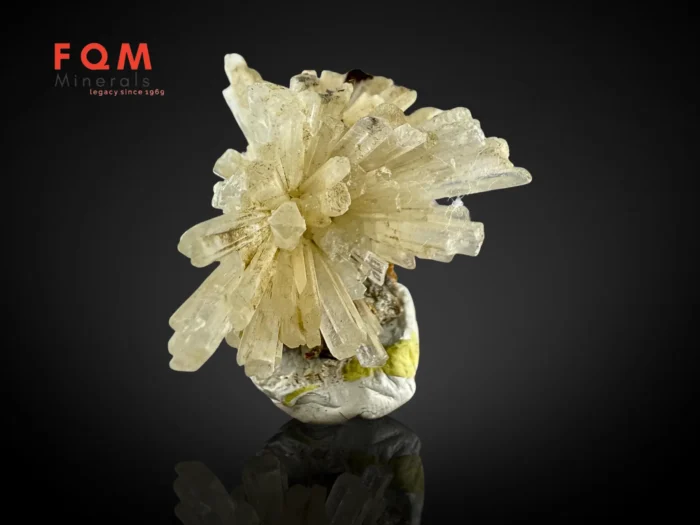 Rare aragonite cluster on matrix from Skardu, Pakistan - Image 3