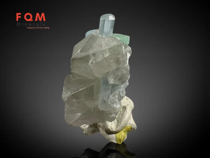 Diamond-Cut Termination Aquamarine with Green Fluorite & Gwindle-Style Quartz - Image 6